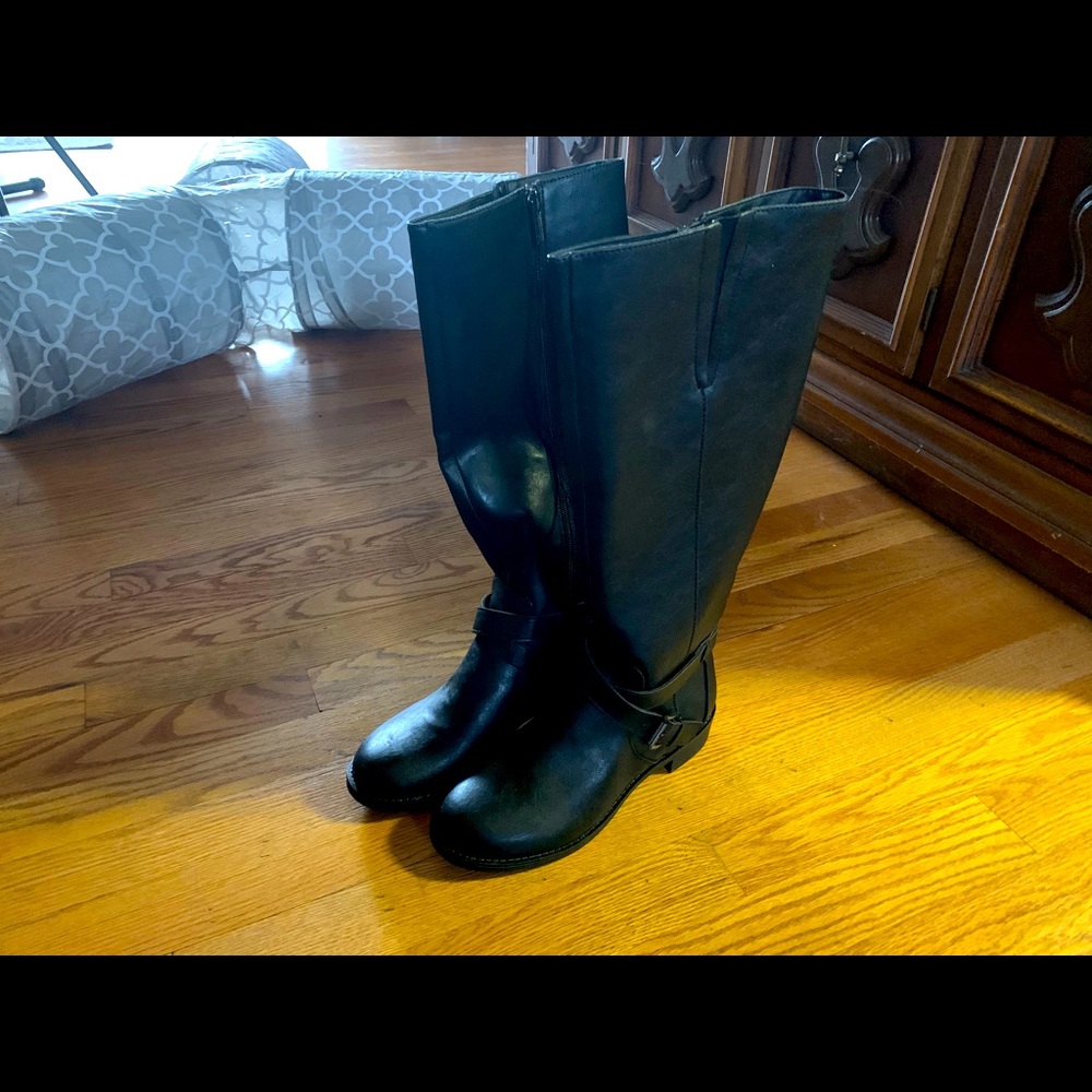 Kenneth Cole boots
